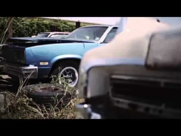 Video: Le$ Ft Roddy - Bout It